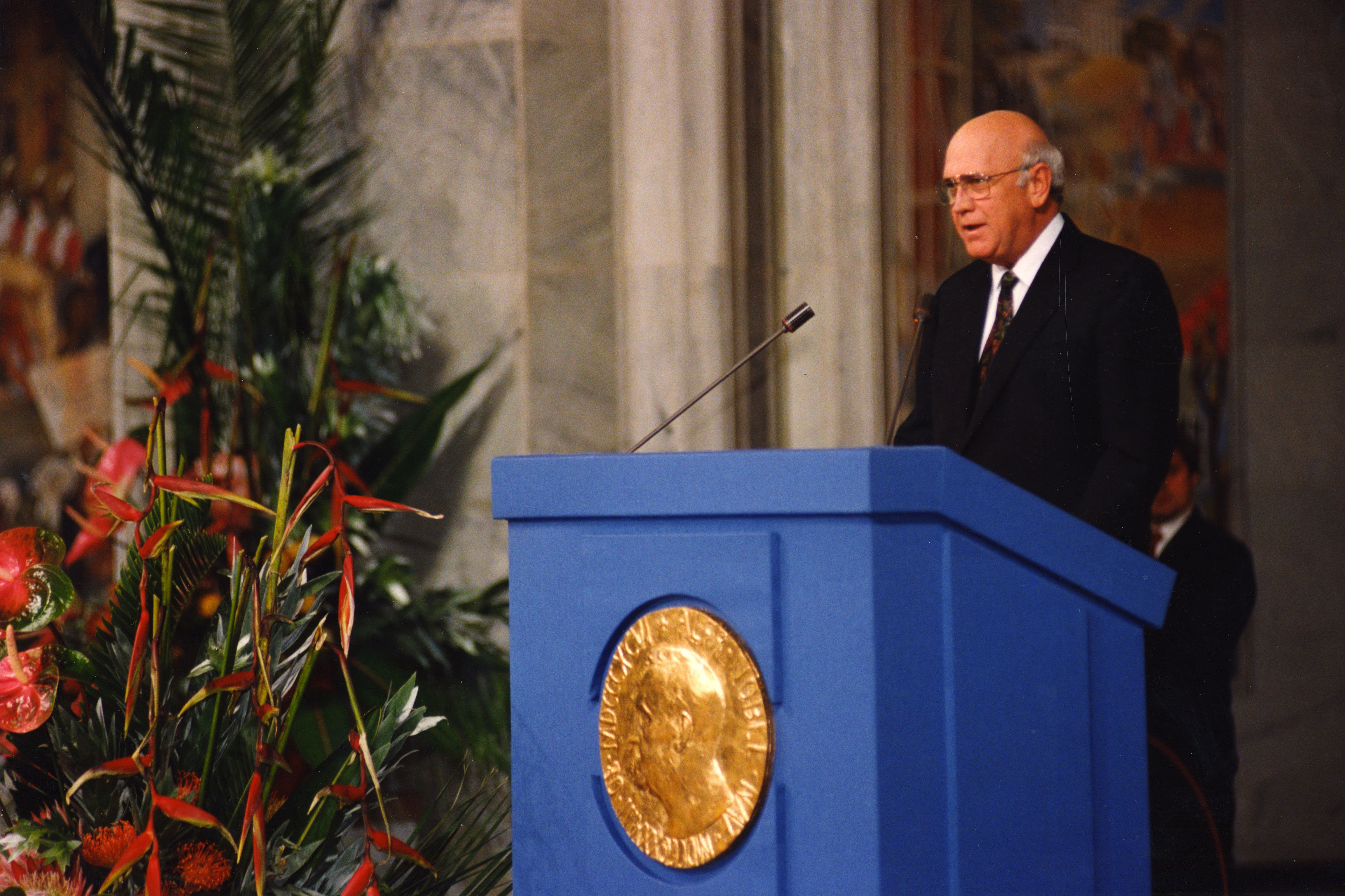 FW de Klerk receives the Nobel Peace Prize in 1993