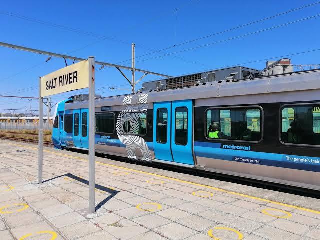 Metrorail Western Cape introduces new blue trains on the Cape Flats and Southern Lines